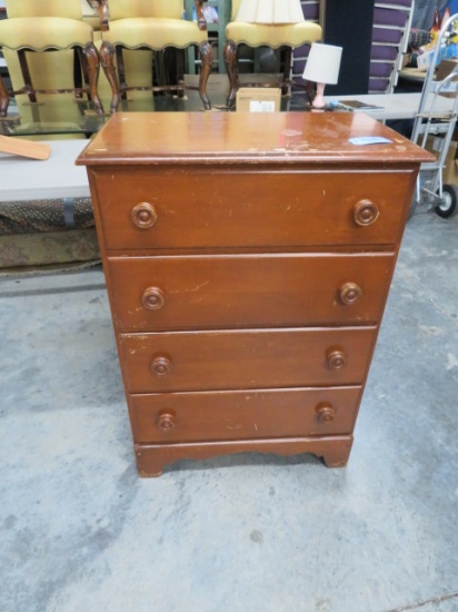 CHEST OF DRAWERS  30 X 18 X 42 T