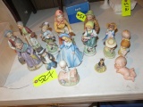 PORCELAIN FIGURINE LOT