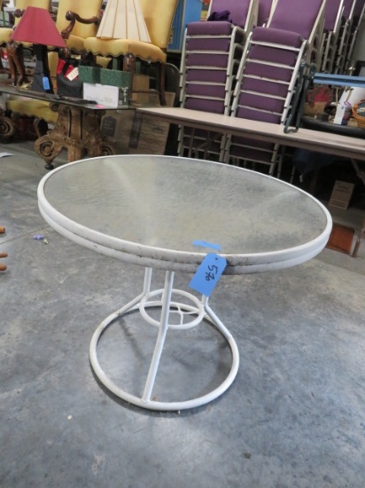 OUTDOOR TABLE W/ GLASS TOP  36"