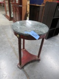 ROUND MARBLE TOP PEDESTAL TABLE  17 X 25