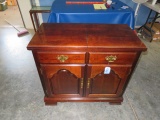 KINCAID CHERRY SERVER   37 X 19 X 34