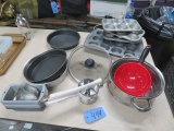 BAKEWARE & COOKWARE LOT