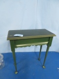 SMALL ACCENT TABLE  22 X 11 X 25