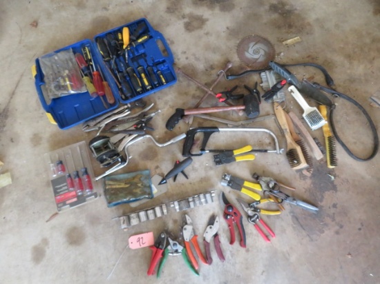 HAND TOOL LOT- SNIPS, SOCKETS, SCREW DRIVERS, WIRE BRUSHES