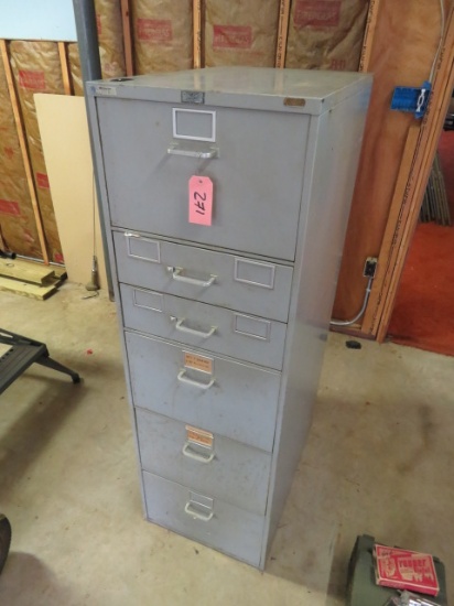 METAL FILING CABINET- 18X28X58"