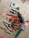 GRINDER AND HAND TOOLS LOT-