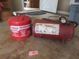 AIR TANK & METAL FUEL CAN