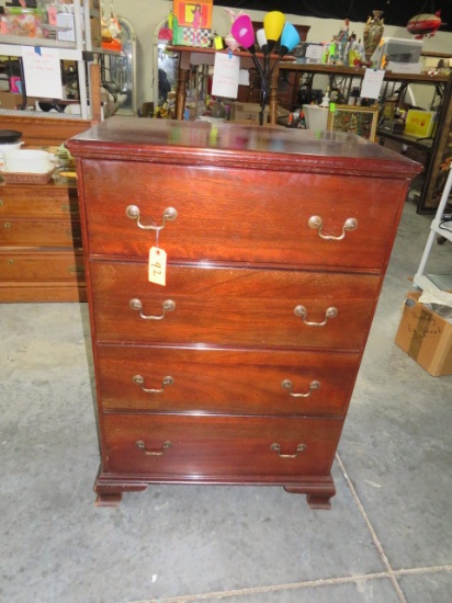 CHEST OF DRAWERS - 32X20X48"