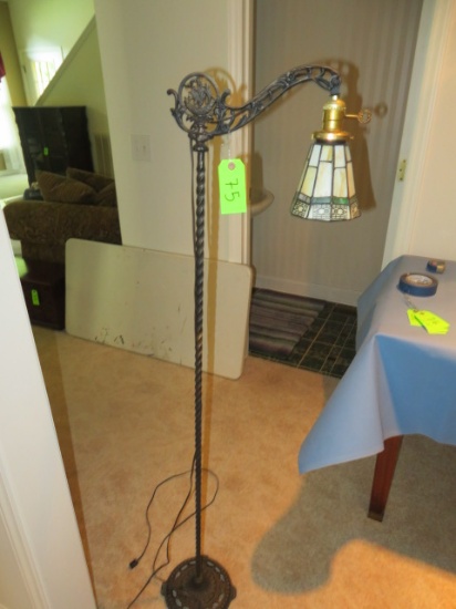 FLOOR LAMP W/ STAINED GLASS SHADE