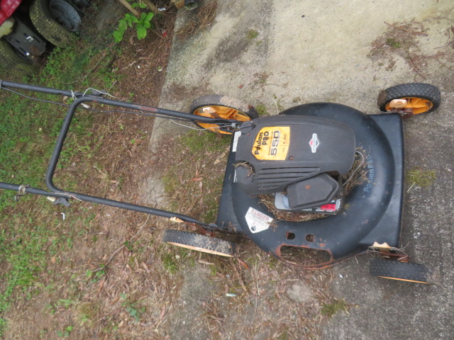 Poulan 550 lawn mower hot sale