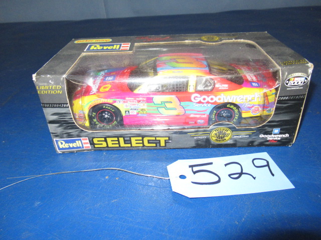Miniature Revell 1/43 Chevrolet Monte Carlo #3 - Dale Earnhardt 1998 NASCAR