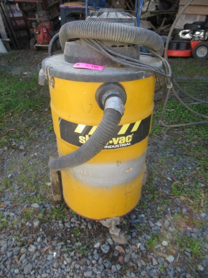 INDUSTRIAL SHOP VAC  2.5 HP