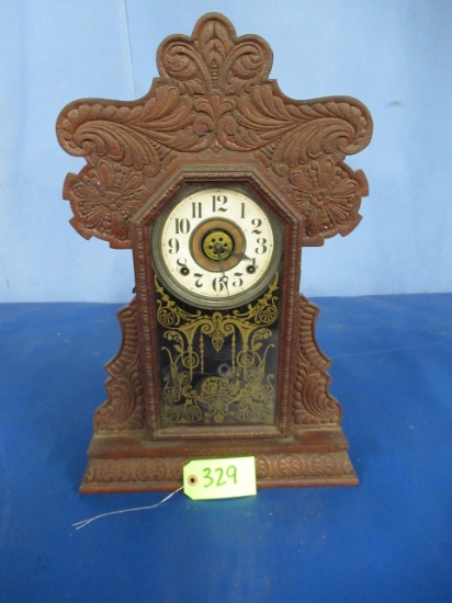 EARLY 1900'S MANTLE CLOCK W/ 2 KEYS