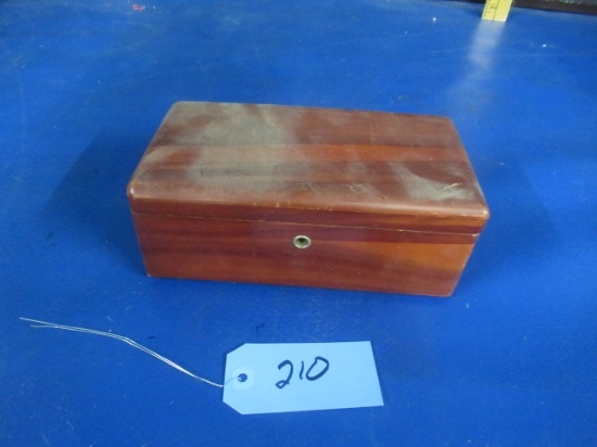MINI CEDAR CHEST BY SOSSAMON FURNITURE ALBEMARLE, NC   9 X 5
