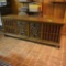 STEREO IN CABINET