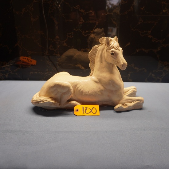 HORSE STATUE  17 L