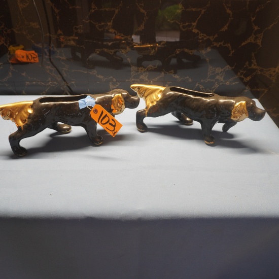 2 DOG PLANTERS   16 T
