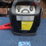 12 VOLT JUMP STARTER