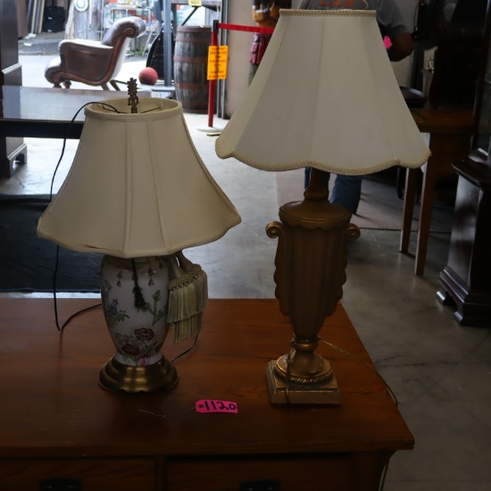 2 TABLE LAMPS