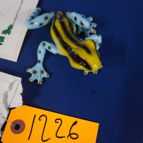 BRONZE FROG BY BARRY STEIN  581/1000