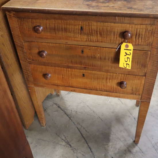 3 DRAWER CHEST
