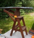 FOLDING STOOL/IRONING BD.