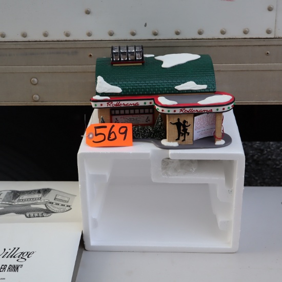 DEPT. 56 ROLLER RINK VILLAGE PC