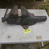 LRG. BENCH VISE  16