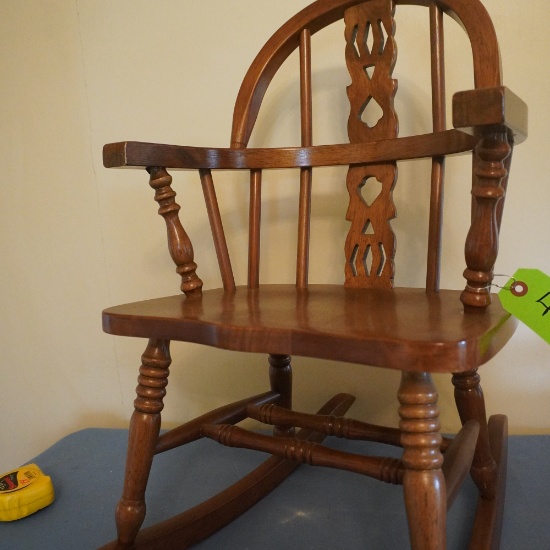 CHILDS ROCKER