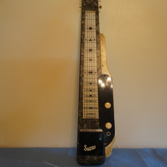 1960'S SUPRO OAHU PEARLOID LAP STEEL