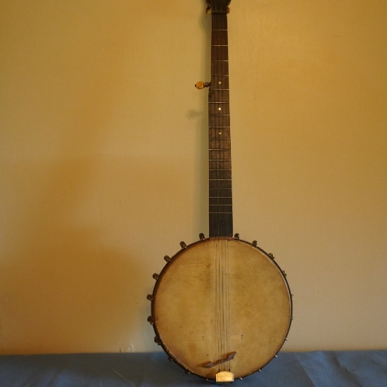 ANTIQUE BANJO