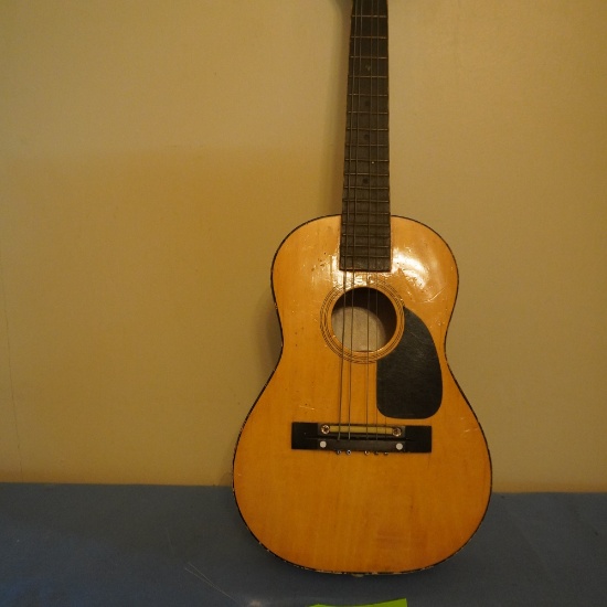 CHILDS GUITAR