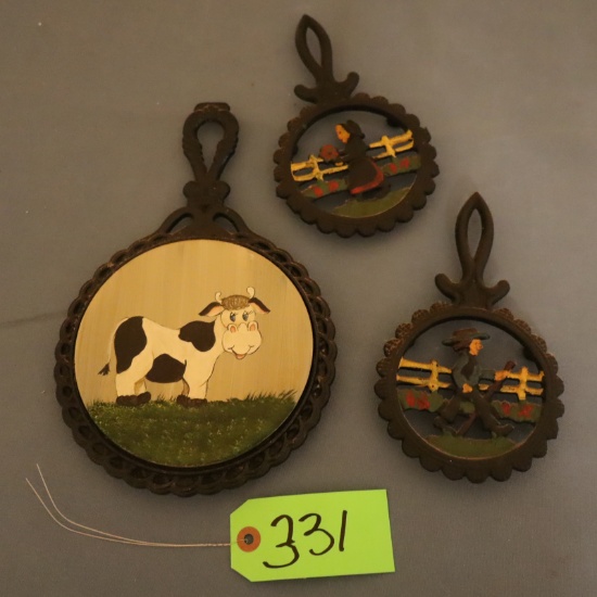 CAST IRON TRIVETS