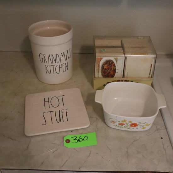 KITCHEN ITEMS