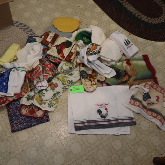 AsST. KITCHEN LINENS