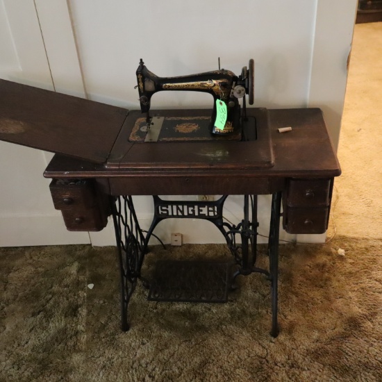 SINGER SEWING CABINET