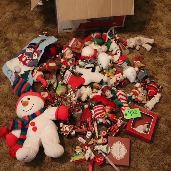 CHRISTMAS DECOR