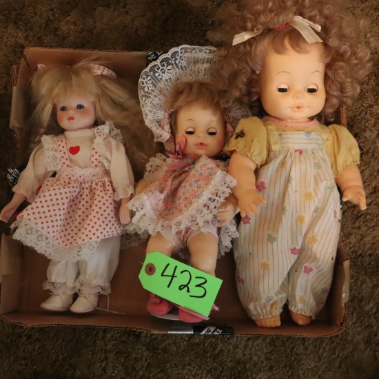 3 DOLLS