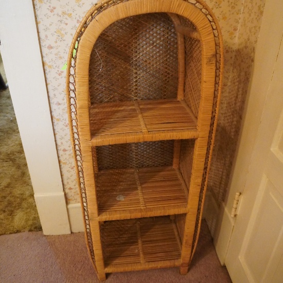 WICKER SHELF  42 T