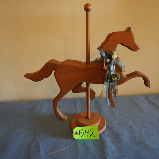 CAROSEL HORSE  18 X 19