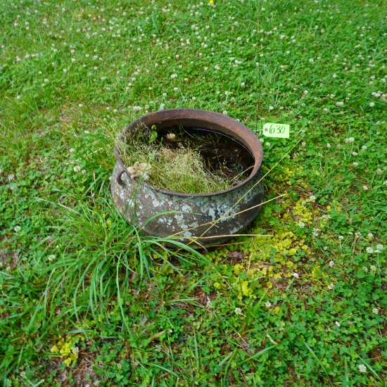CAST IRON WASH POT 18 X 10