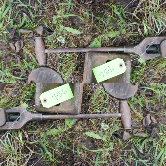 3 PIPE VISES
