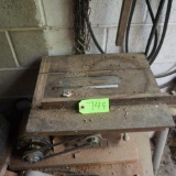 DELTA TABLE SAW