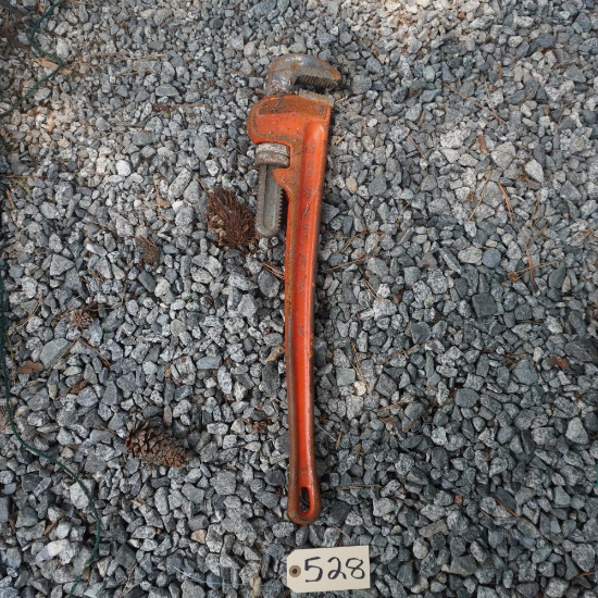 2" PIPE WRENCH