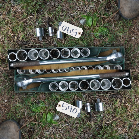TOOL BOX W/ SOCKETS AND WRENCH SET