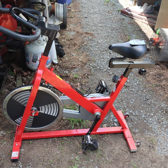 EXCERCISE BIKE  LIKE NEW