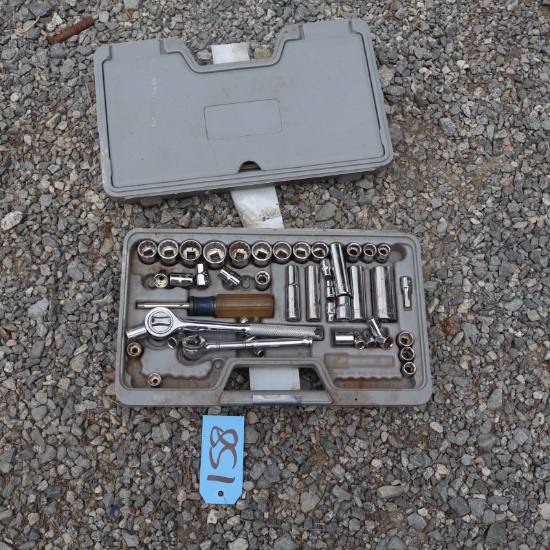 SET OF SOCKETS