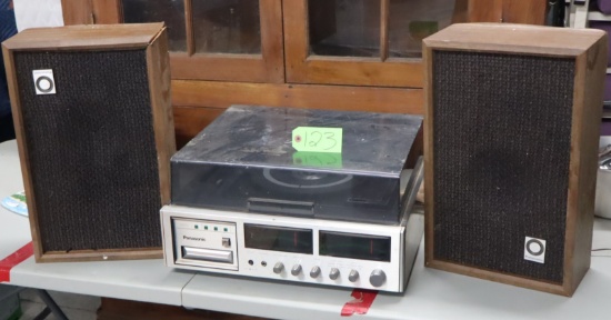 PANASONIC STEREO W/ 2 SPEAKERS