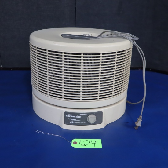 ENVIRACAIRE TRUE HEPA FILTRATION