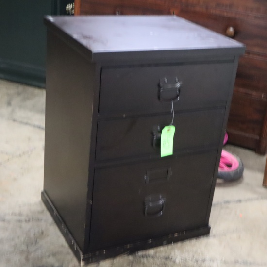 2 DRAWER FILE CABINET   21 X 17 X 28